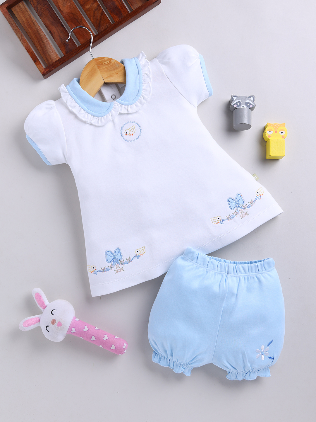 Mom Love Solid Printed Pure Cotton Frock and Dresses for Infant Girls (off White, Pack of 1)