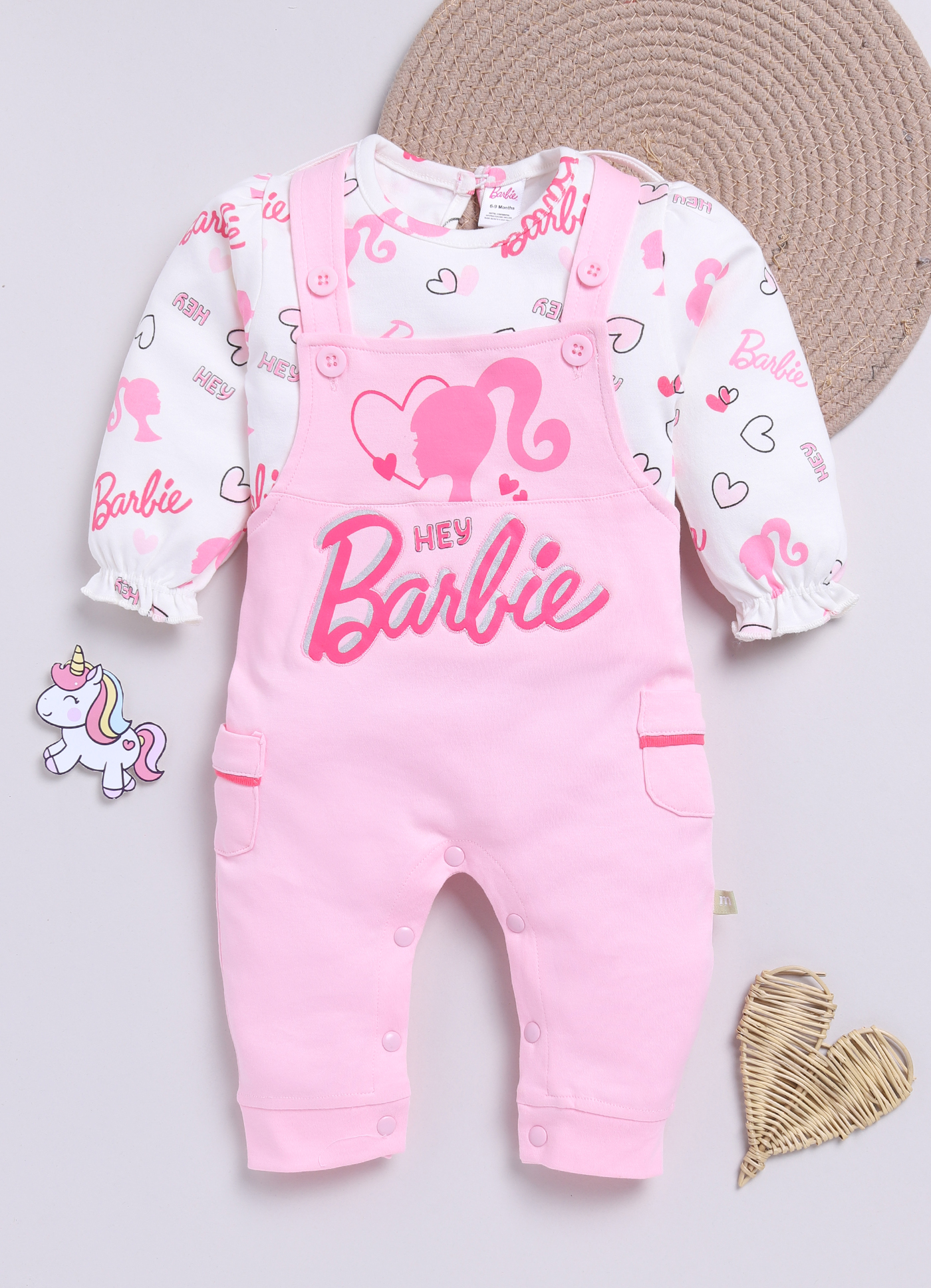 Mom’s Love Barbie Printed Pure Cotton Dungaree For Infant Girls (Pink, Pack Of 1)