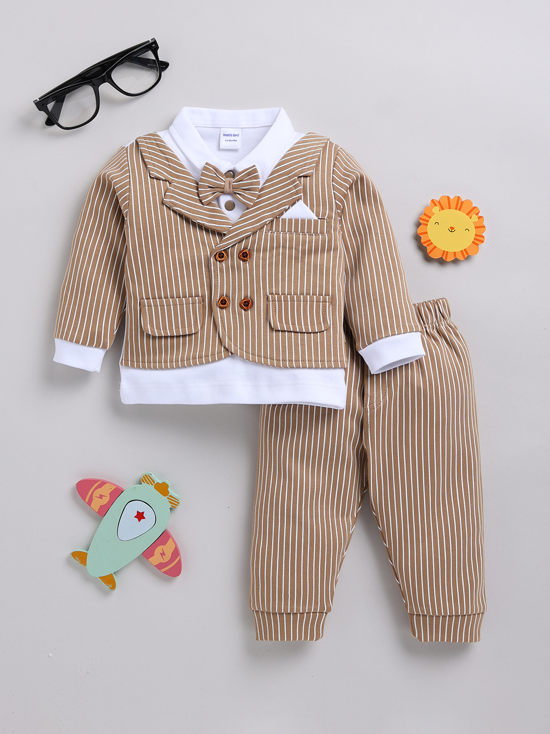 Mom’s Love Stripe Printed Pure Cotton T-Shirt With Joggers For Infant Boys (Beige, Pack Of 1)