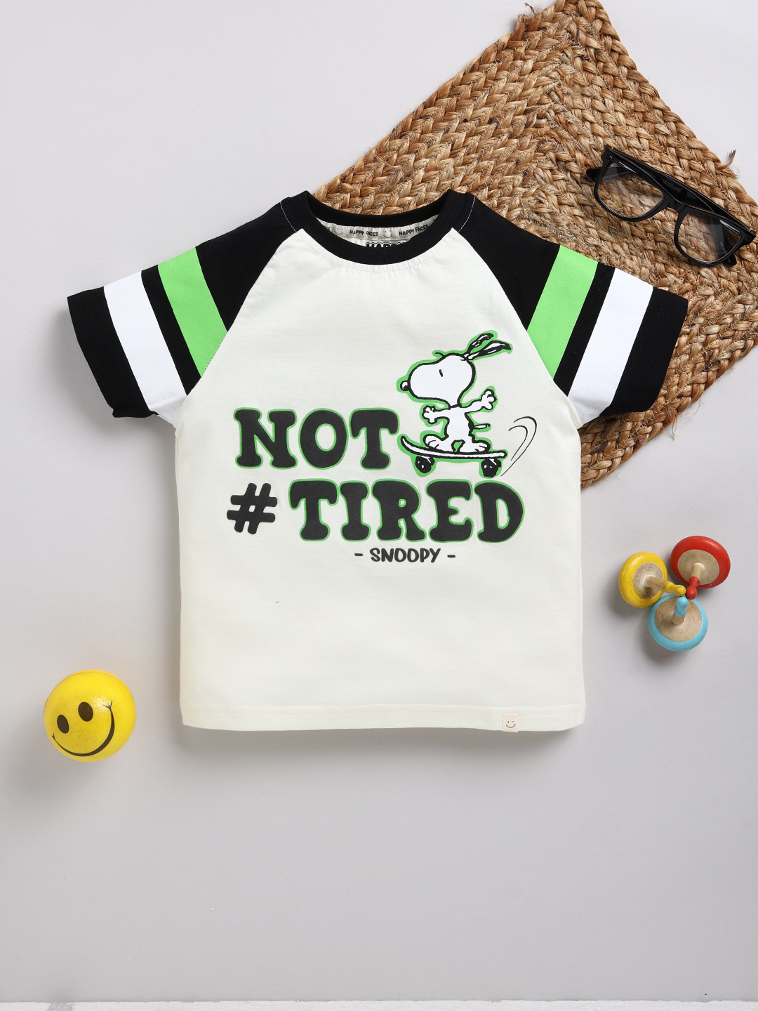 Happy Faces Snoopy Comic Printed Pure Cotton T-Shirt For Boys(Black, Pack Of 1)