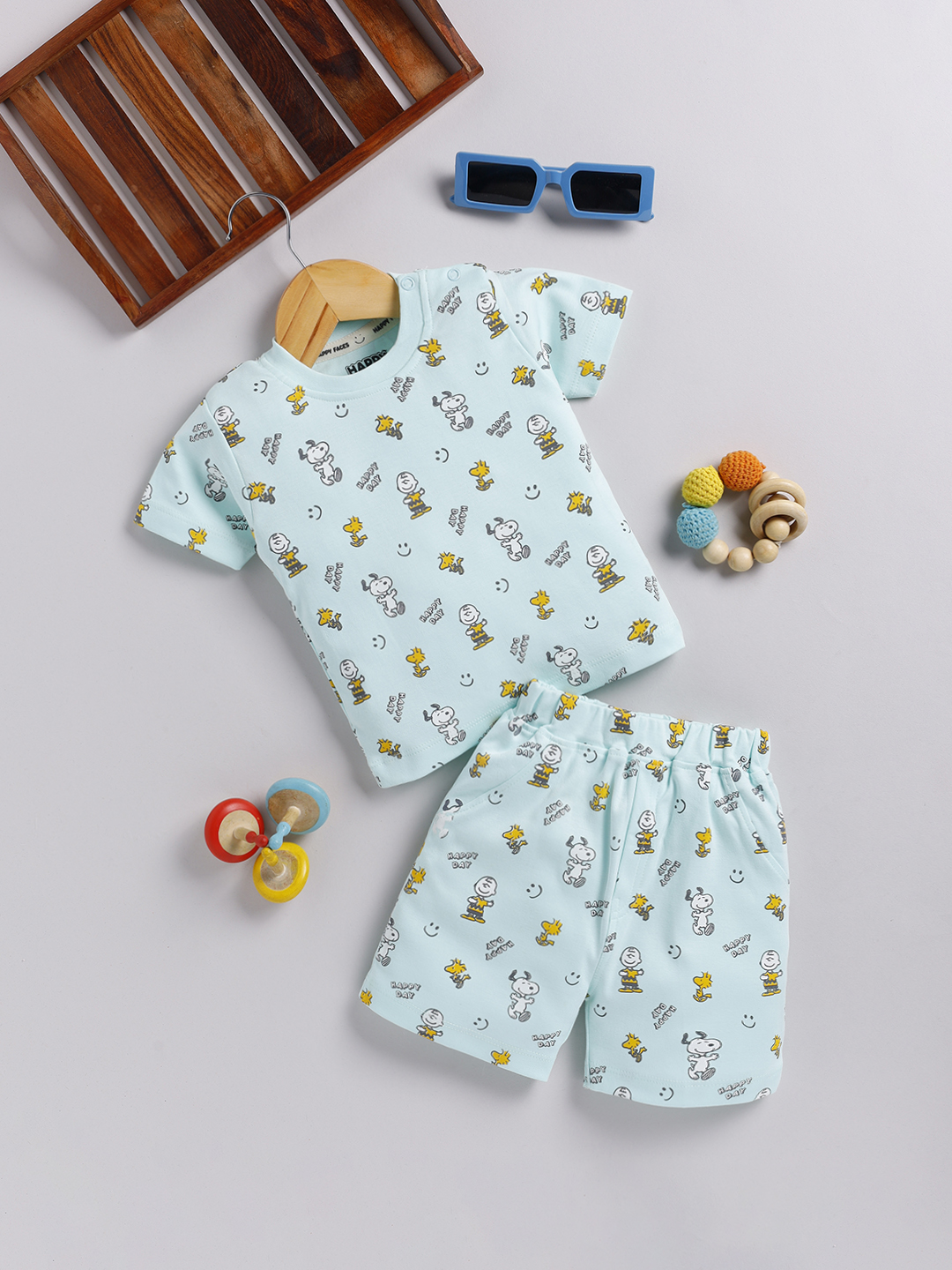 Happy Faces Solid Snoopy Printed Cotton Clothing Set For Infant Boys( Sea Green, Pack of 1)
