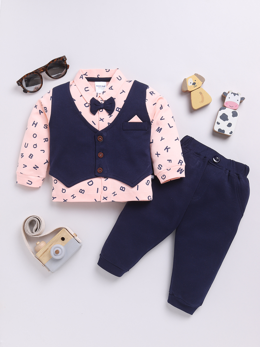 Mom’s Love Typographic Printed Set And Suit Pure Cotton For Infant Boys (Nevy, Pack Of 1)