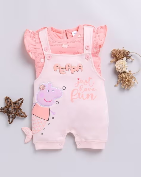 Mom’s Love Peppa Pig Pure Cotton Dungaree For Infant Girls (Light Peach, Pack Of 1)