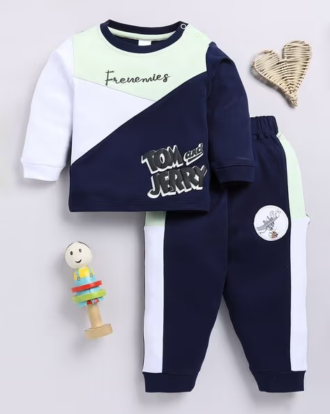 Mom’s Love Tom And Jerry Printed Pure Cotton T-Shirt With Trousers For Infants Boys (Mint, Pack Of 1)