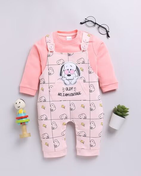 Mom’s Love Peanuts Printed Pure Cotton Dungaree For Infant Boys (Light Peach, Pack Of 1)