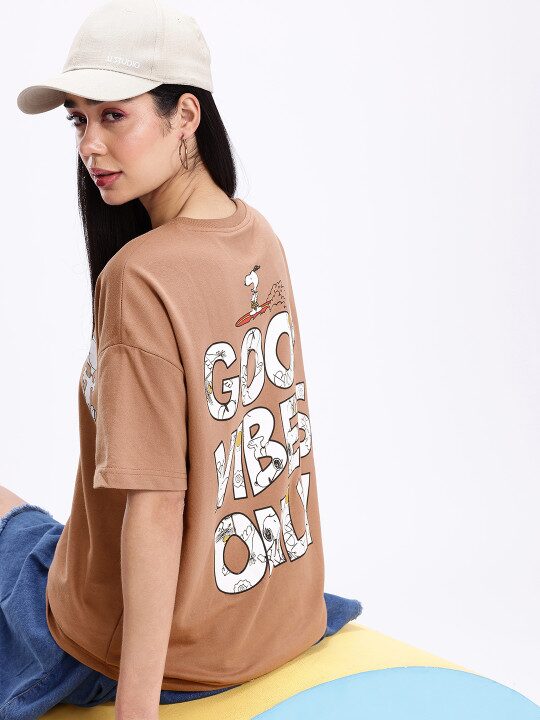 Peanuts Printed Drop-Shoulder Sleeves Oversized T-shirt