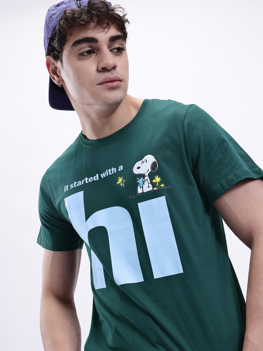 Men Peanuts Print Regular Fit Crew-Neck T-Shirt