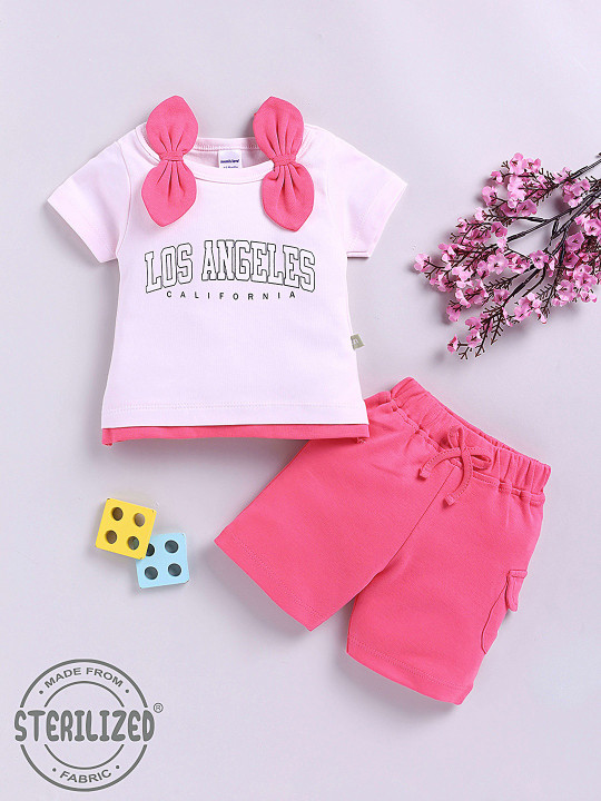 Mom’s Love Printed Pure Cotton T-shirt With Shorts For Infant Girls (Peach, Pack Of 1)