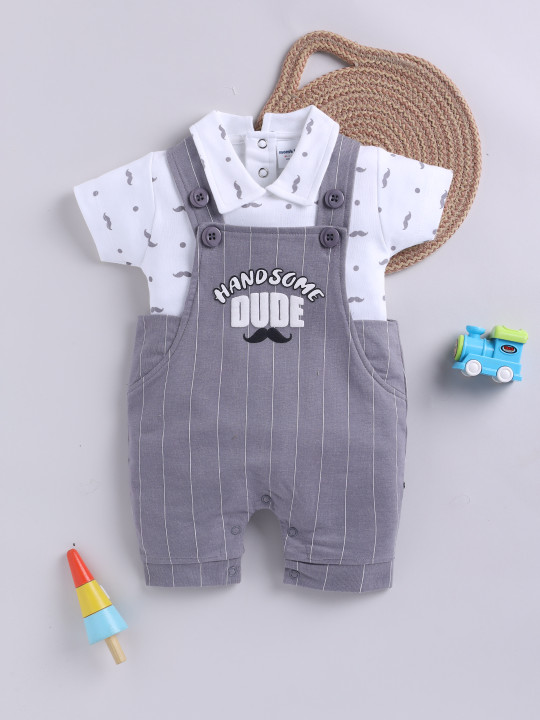 Mom’s Love Printed Cotton Blend Dungaree For Infant Boys (Grey, Pack Of 1)