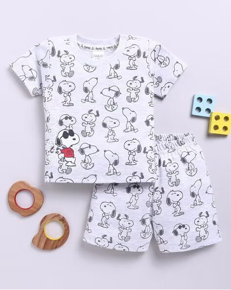 Tinyo Peanuts Printed Pure Cotton T-shirt with Shorts Set For Infant Boys (Ecru, Pack Of 1)
