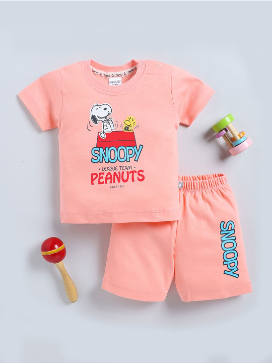 Tinyo Snoopy Printed Pure Cotton T-shirt With Shorts For Infant Boys (Peach, Pack Of 1)