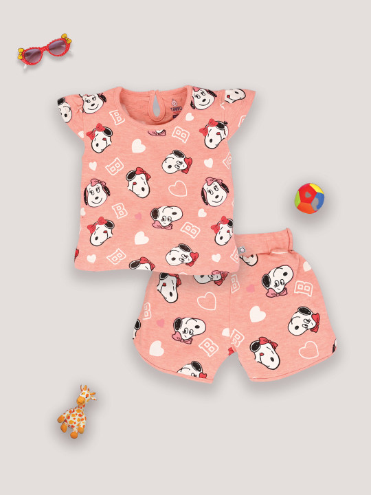 Tinyo Infant Girls Peanuts Printed Pure Cotton Top with Shorts (Peach, Pack of 1)