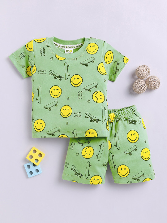 Tinyo Smiley World Printed Pure Cotton T-shirt With Shorts For Infant Boys (Green, Pack Of 1)