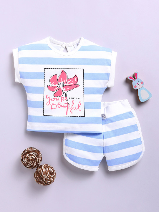 Tinyo Printed Pure Cotton Top with Shorts for Girls (Blue & White, Pack Of 1)