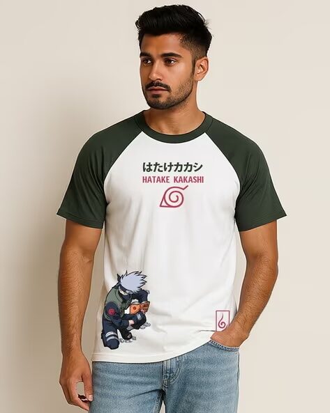 Men Naruto Printed Regular Fit Crew-Neck T-Shirt