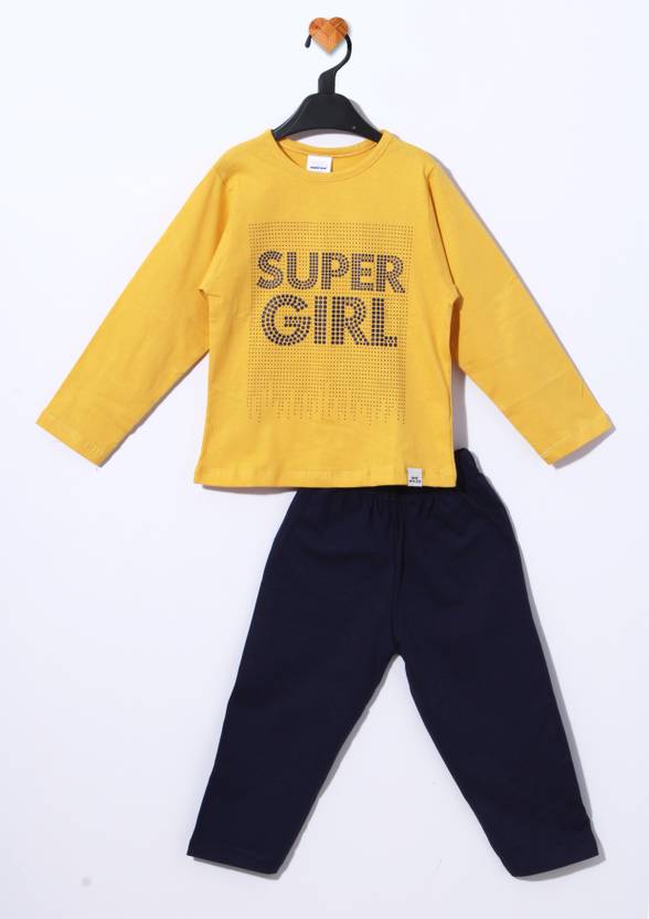 Moms Love Super Girl Printed Tshirt & Pant Set For Girls (Yellow, Pack Of 1)