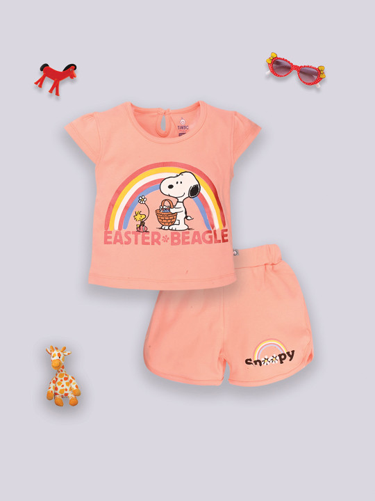 Tinyo Infant Girls Peanuts Printed Pure Cotton Top with Shorts (Peach, Pack of 1)
