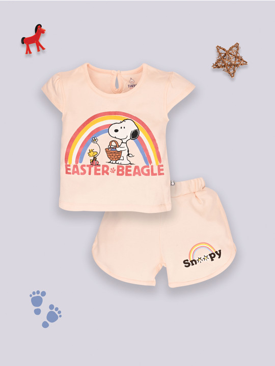 Tinyo Infant Girls Peanuts Printed Pure Cotton Top with Shorts (Salmon, Pack of 1)