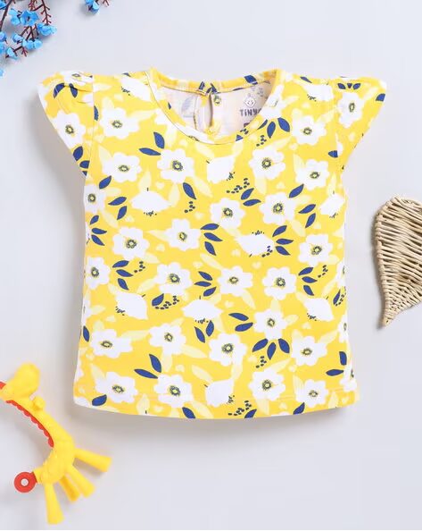 Tinyo Floral Printed Pure Cotton T-Shirt For Infant Girls (Mustard, Pack Of 1)