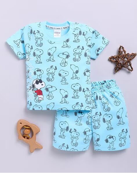 Tinyo Peanuts Printed Pure Cotton T-shirt with Shorts Set For Infant Boys (Aqua, Pack Of 1)