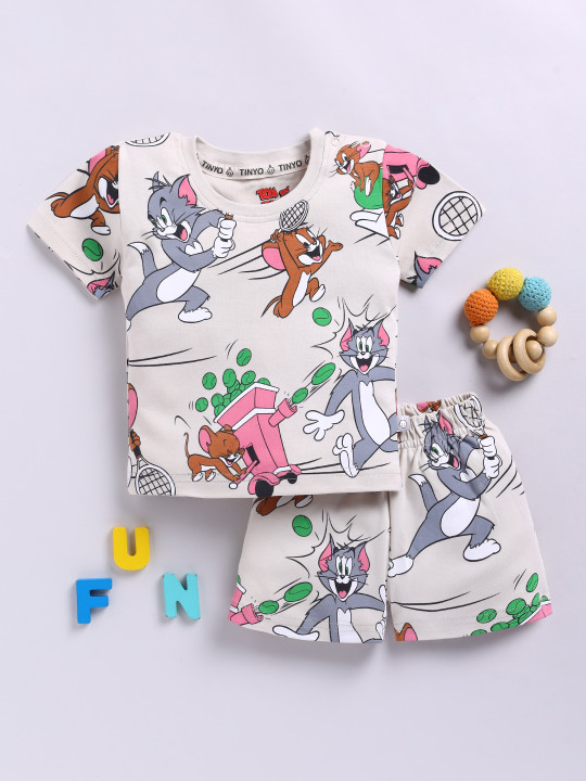 Tinyo Tom & Jerry Printed Pure Cotton T-Shirt & Shorts Set For Infant Boys (Beige, Pack Of 1)