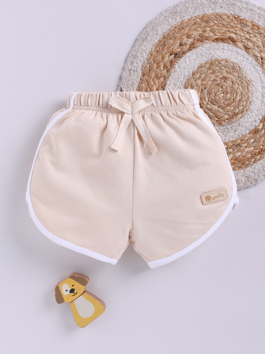 Tinyo Girls Cotton Mid-Rise Regular Shorts (Beige, Pack Of 1)
