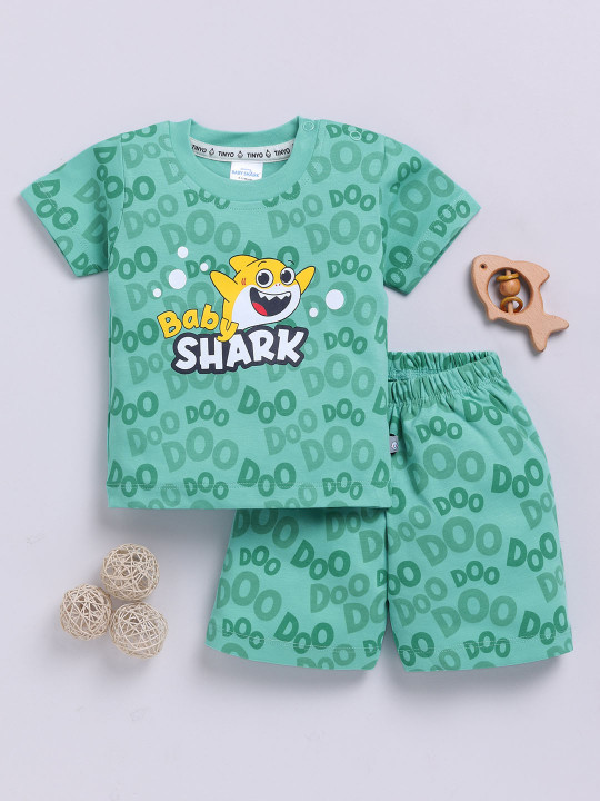 Tinyo Baby Shark Printed Pure Cotton T-Shirt & Shorts Set For Boys (Green, Pack Of 1)