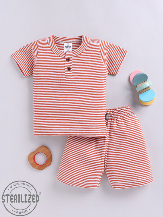 TINYO Infant Boys Striped T-shirt & Shorts Set (Maroon, Pack of 1)