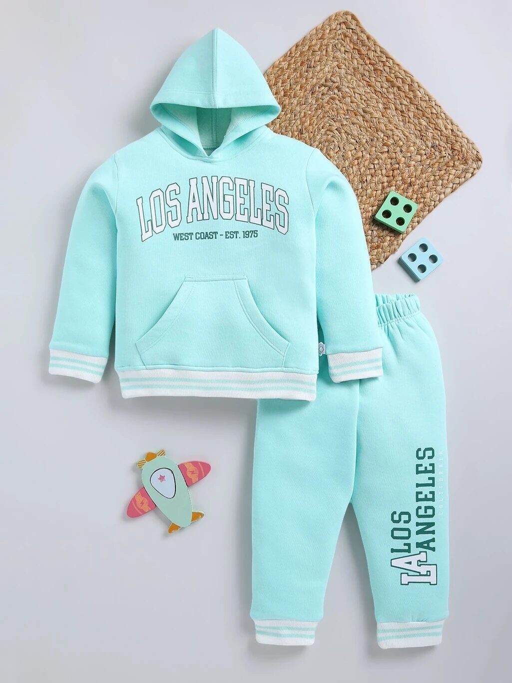 Tinyo Boys “Los Angeles” Graphic Print Fleece Hoodie and Sweatpant Set (Green, Pack of 1)