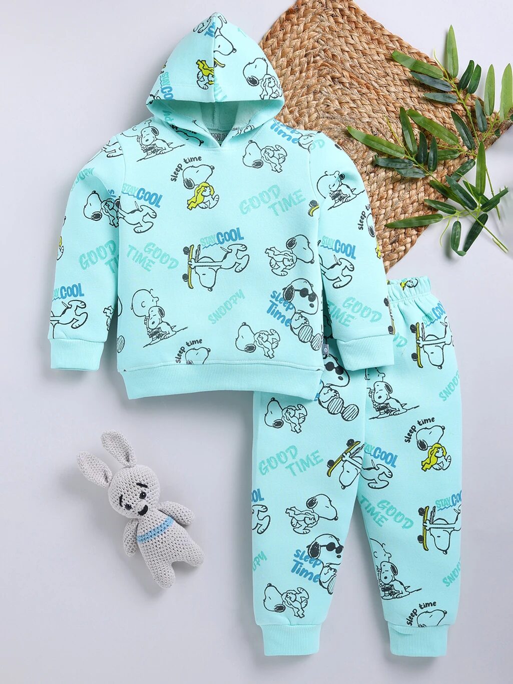 Tinyo Boys Peanuts All-Over Print Fleece Hoodie and Sweatpant Set (Yucca Green, Pack of 1)