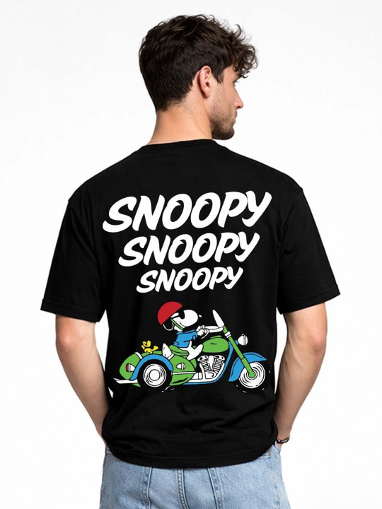 Minute Mirth Men Peanuts Snoopy Graphic Printed Oversized Cotton T-shirt (Black, Pack of 1)